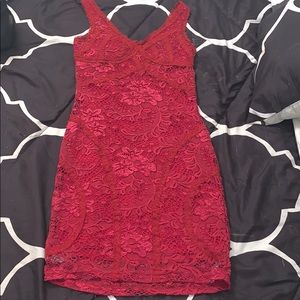 Lace bodycon dress